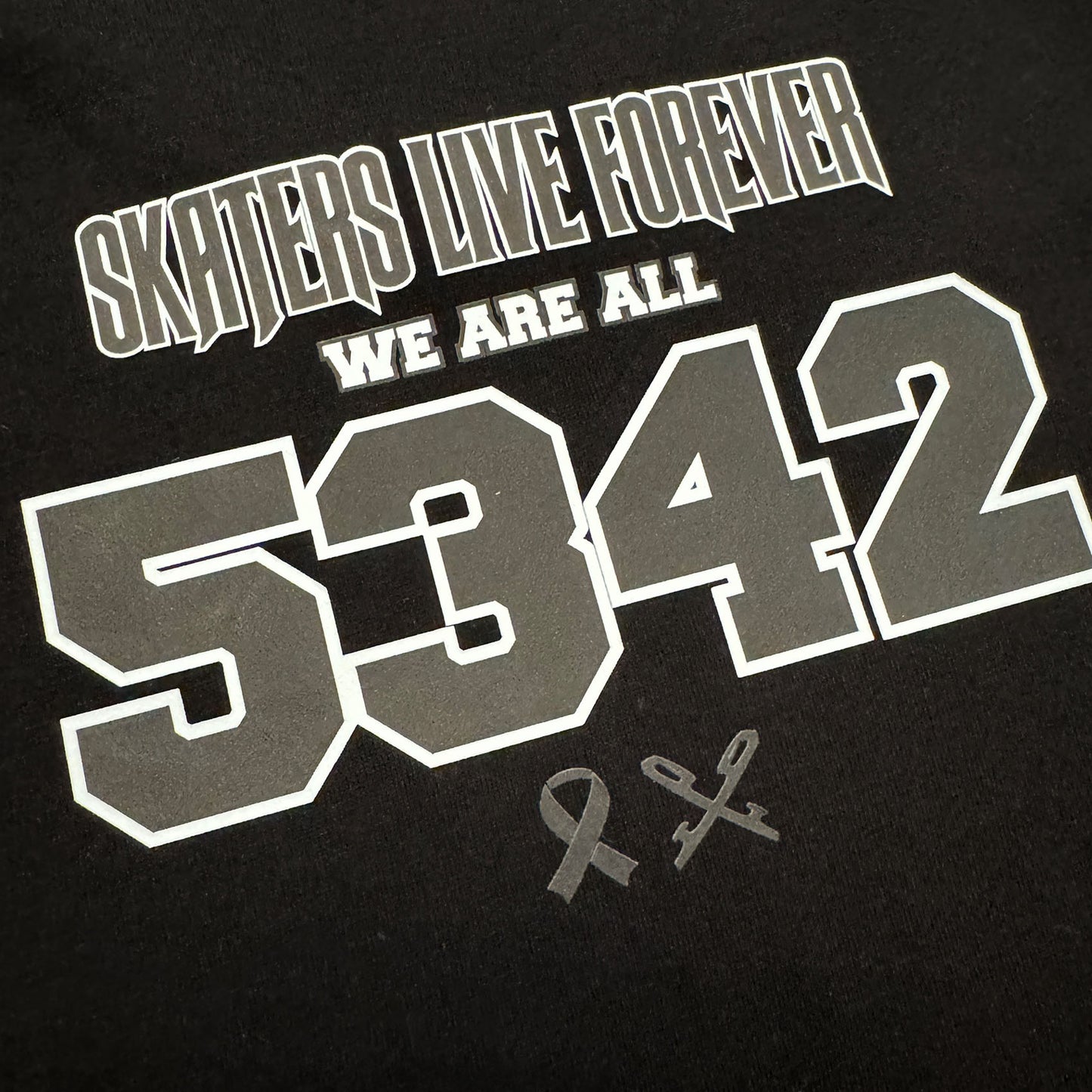 【Youth:S】We Are All 5342 Tee